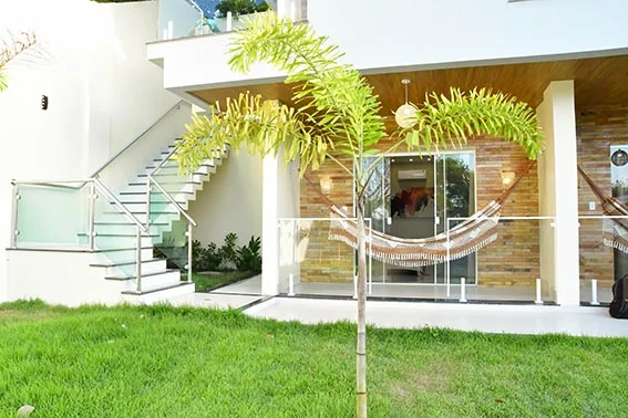 Jardim e área externa da Pousada Varandas Alter